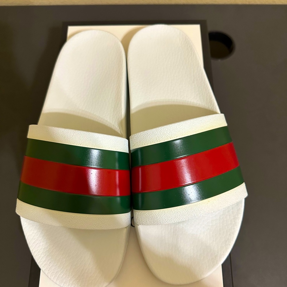 Gucci slides